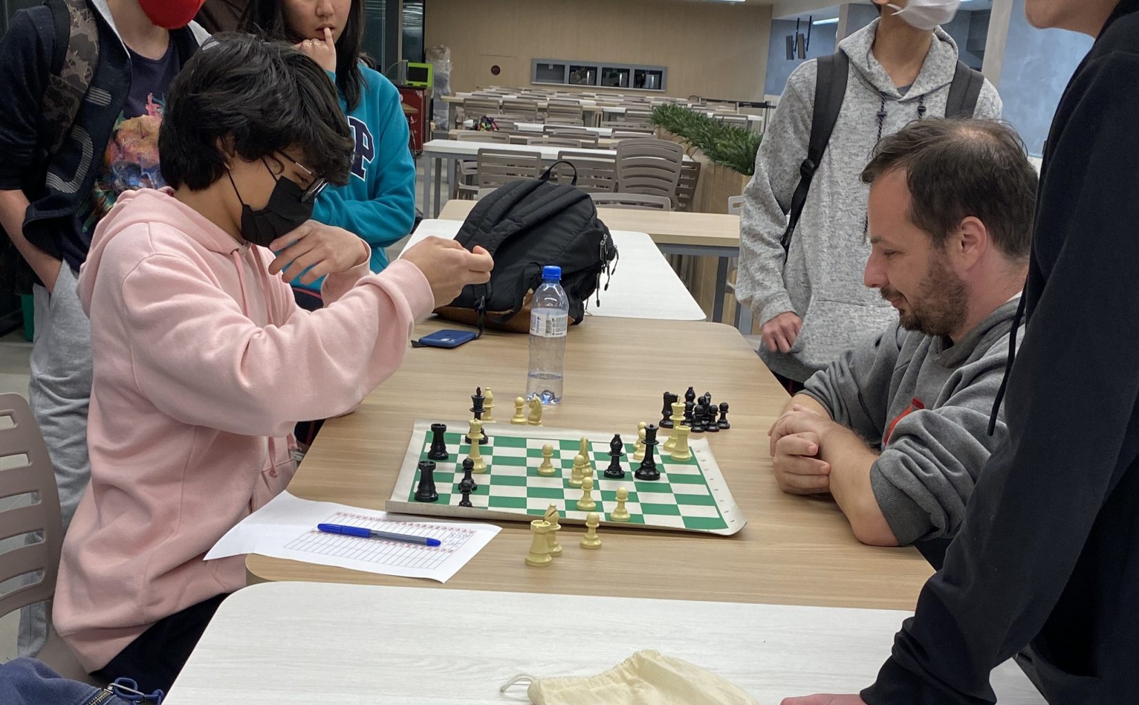 Jogada de mestre: Aluno do Sepam se torna o melhor jogador de xadrez do  Estado